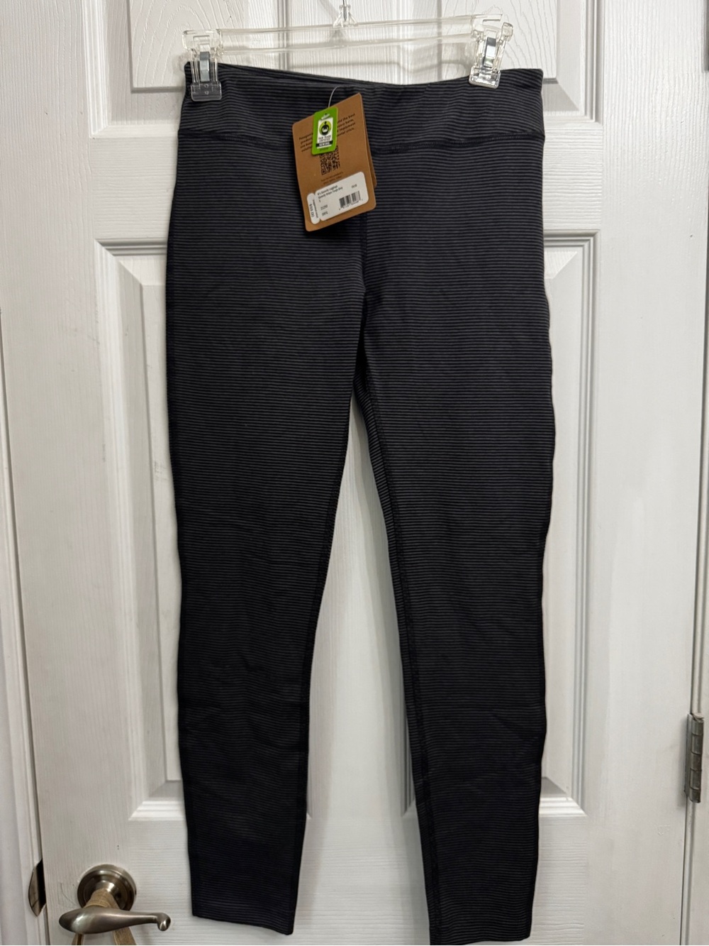 Patagonia BNWT Forge Grey Women’s Serenity Leggings.  Size Small.